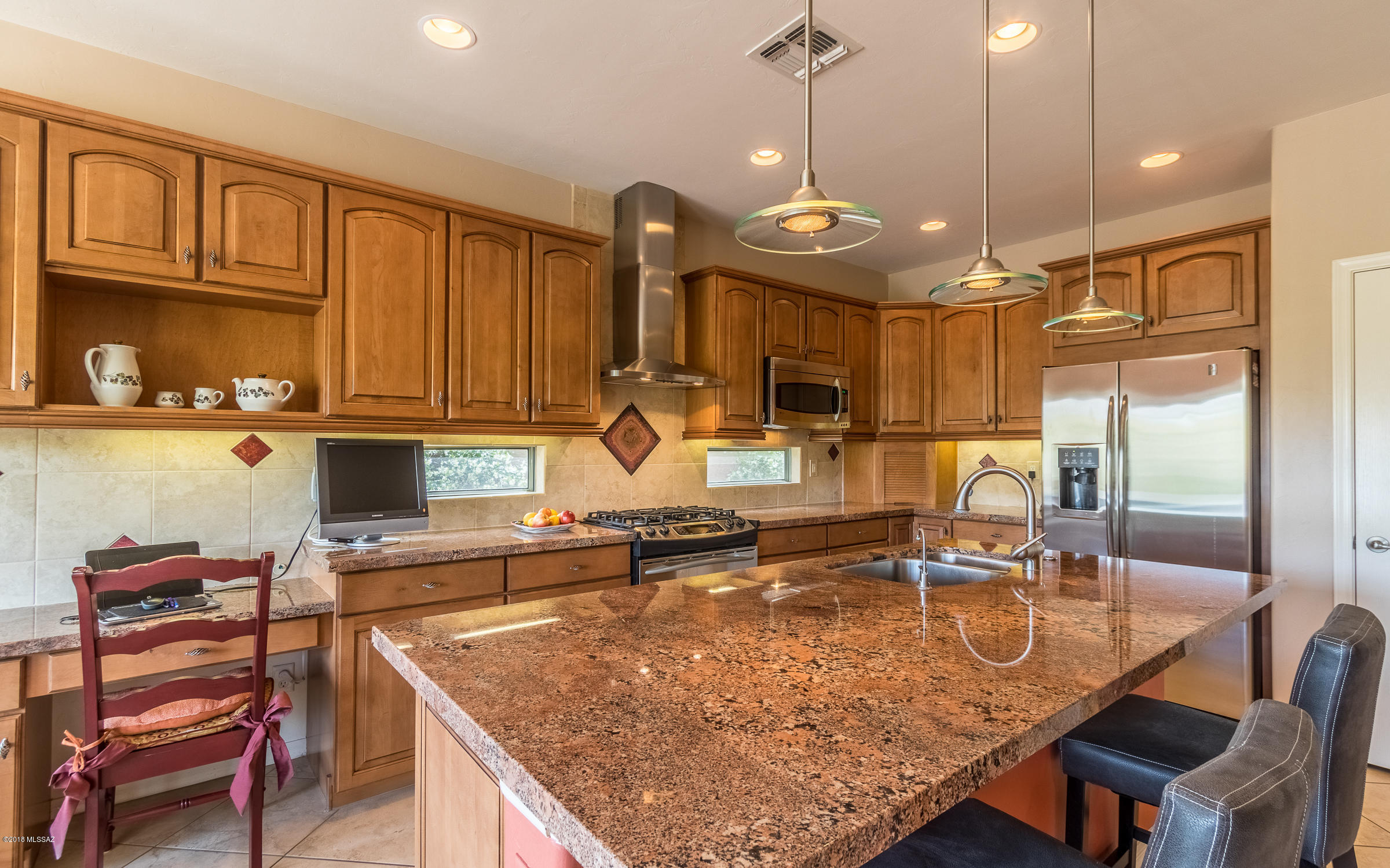 11702 North Peaceful Night Road Oro Valley, AZ 85737 - Photo 13 of 37