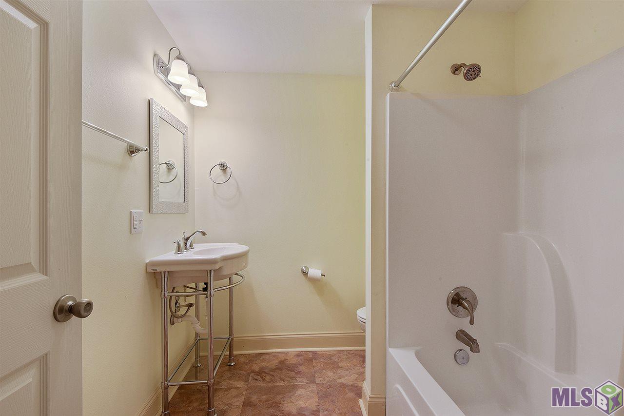 30525 Norris Bendily Road Denham Springs, LA 70726 - Photo 10 of 11 Gallery Image 10