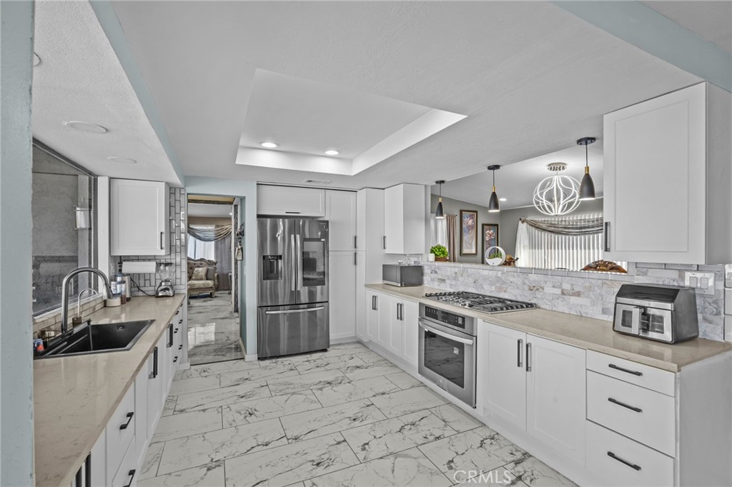 13288-13288 Choco Road Apple Valley, CA 92308 - Photo 17 of 47