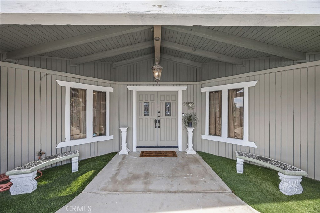 13288-13288 Choco Road Apple Valley, CA 92308 - Photo 2 of 47