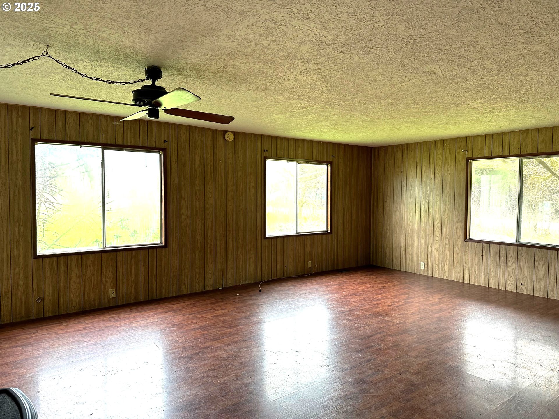 37570 Coast Creek Road Willamina, OR 97396 - Photo 5 of 27 Gallery Image 5