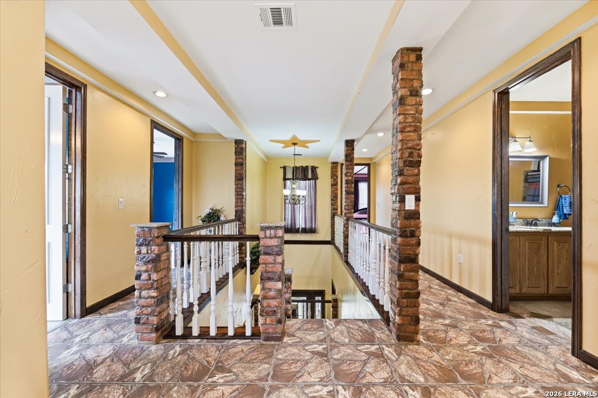 19590 Leal Road San Antonio, TX 78221 - Photo 18 of 42