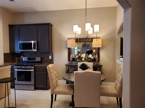 $2,350 | 15939 Cottage Ivy Circle, Tomball, TX 77377