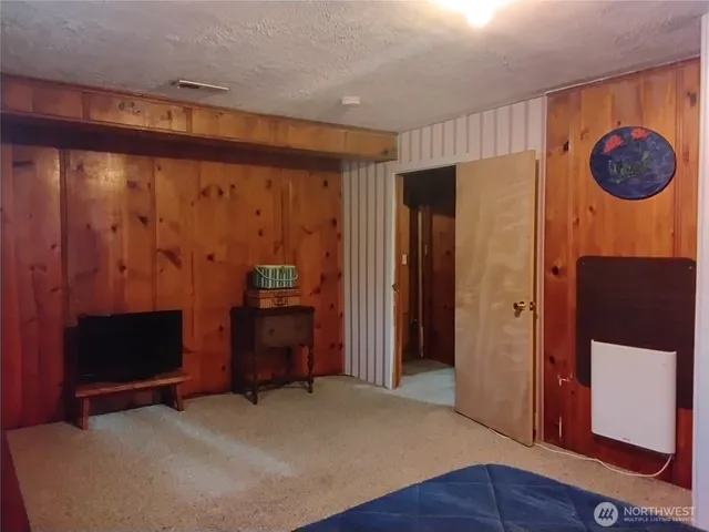 $329,000 | 30 River Loop Road, Tonasket, WA 98855