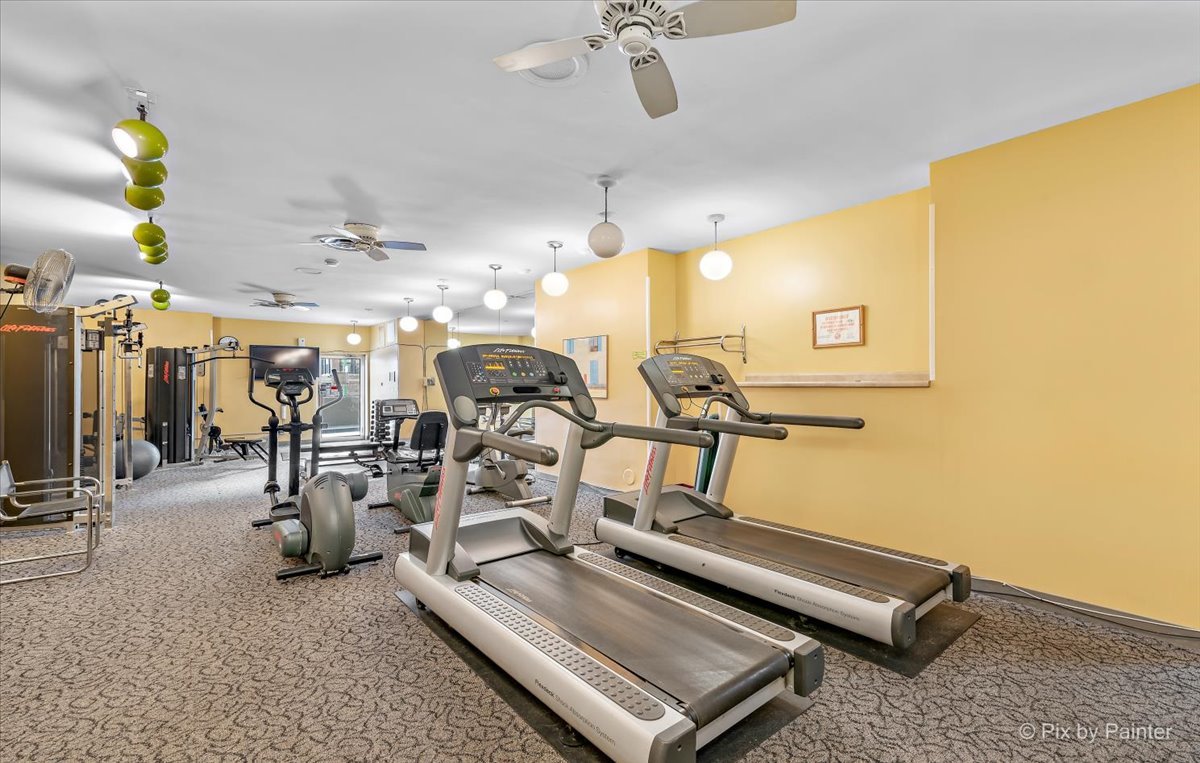 6301 North Sheridan Road, Unit 4B Chicago, IL 60660 - Photo 14 of 15 Gallery Image 14