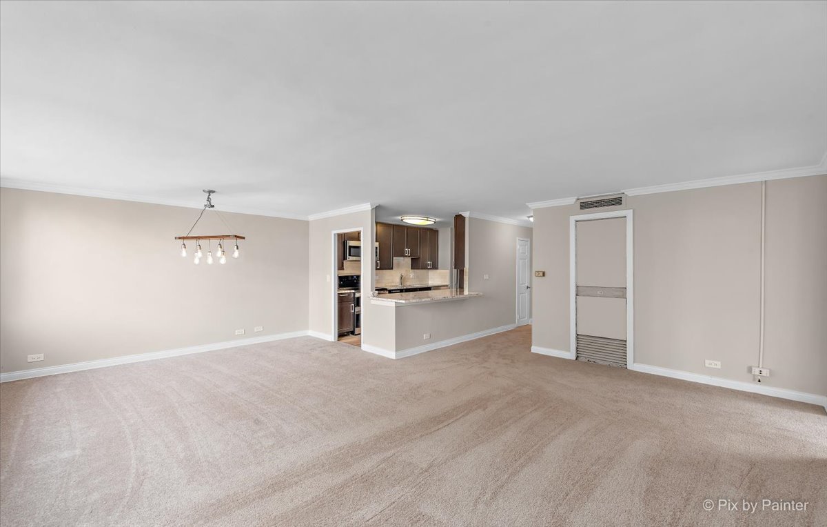 6301 North Sheridan Road, Unit 4B Chicago, IL 60660 - Photo 6 of 15 Gallery Image 6