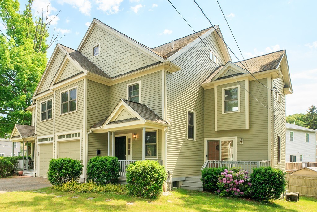 54 Beaconwood Road, Unit 2 Newton, MA 02461 - Photo 1 of 30 Gallery Image 1