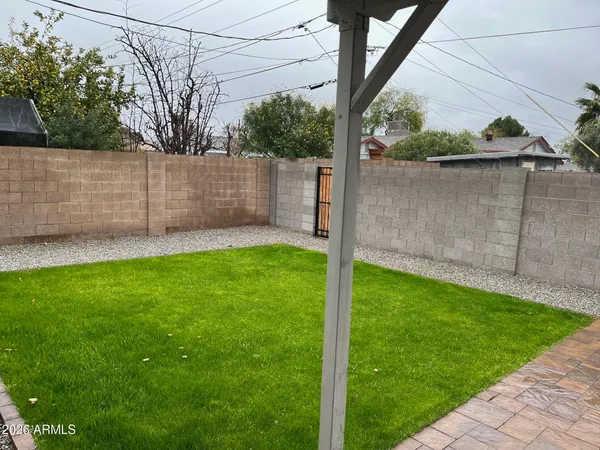 $3,195 | 2201 East Montecito Avenue, Phoenix, AZ 85016