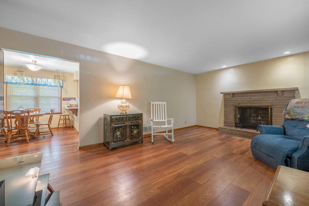 1412 Johns Road Middletown, OH 45044 - Photo 3 of 33