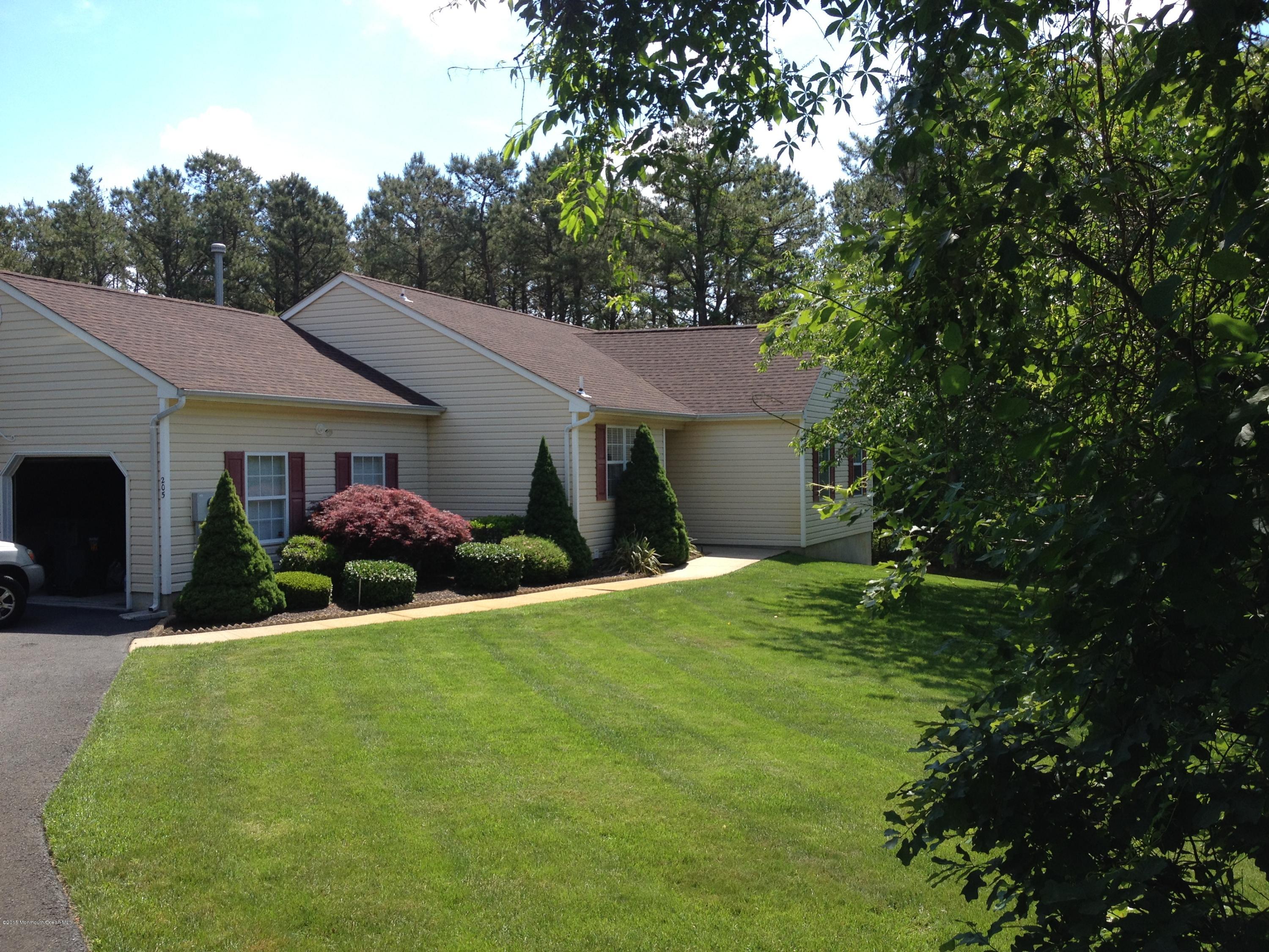205 Vienna Road Howell, NJ 07731 - Photo 1 of 27 CURB APPEAL