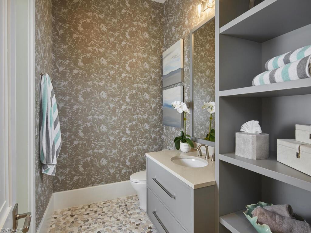 2075 Gordon Drive East Naples, FL 34102 - Photo 23 of 38