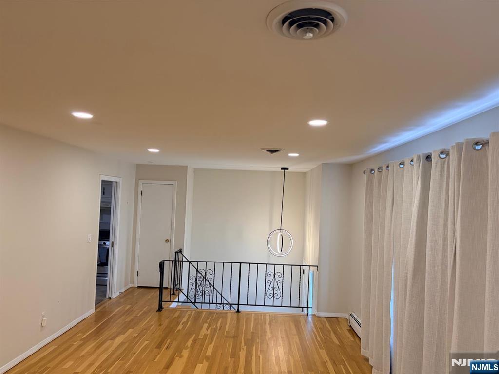 566 Anderson Avenue Wood-Ridge, NJ 07075 - Photo 11 of 34 Gallery Image 11