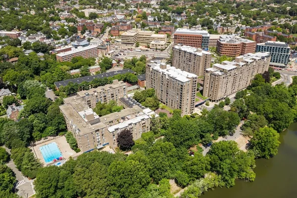 $2,500 | 44 Washington Street, Unit 1211, Brookline, MA 02445