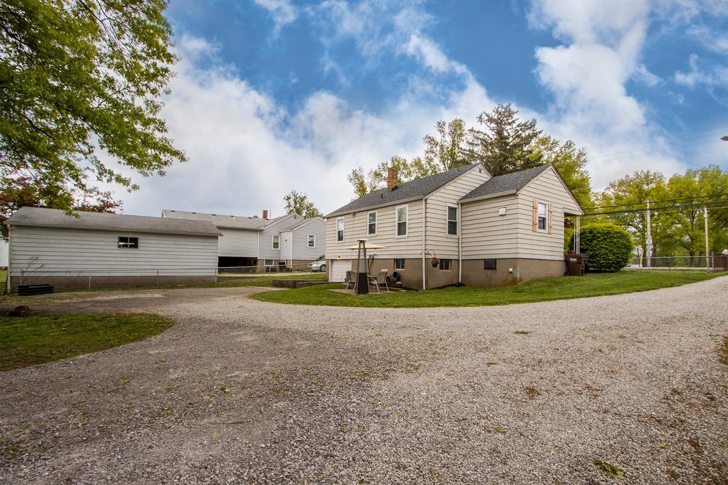 22965 State Line Road Lawrenceburg, IN 47025 - Photo 7 of 52