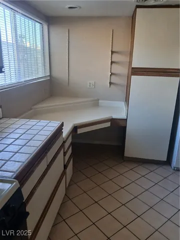 $1,650 | 3028 Scarlet Oak Avenue, Las Vegas, NV 89104