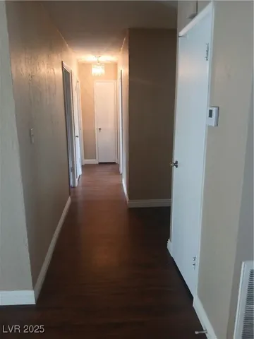 $1,650 | 3028 Scarlet Oak Avenue, Las Vegas, NV 89104