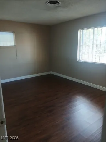 $1,650 | 3028 Scarlet Oak Avenue, Las Vegas, NV 89104