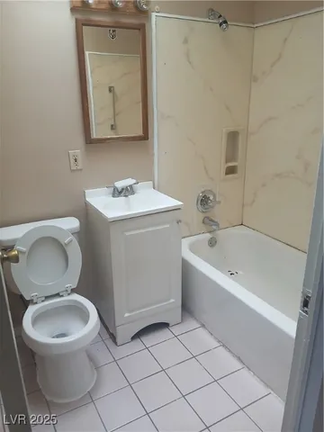 $1,650 | 3028 Scarlet Oak Avenue, Las Vegas, NV 89104