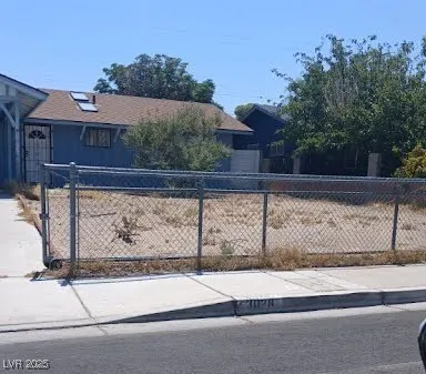 $1,650 | 3028 Scarlet Oak Avenue, Las Vegas, NV 89104