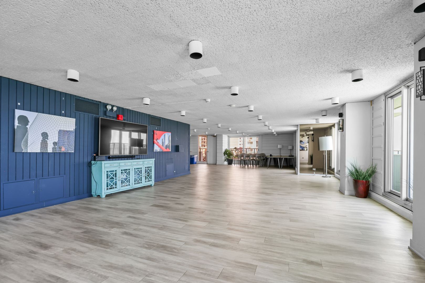 6033 North Sheridan Road, Unit 24B Chicago, IL 60660 - Photo 27 of 31