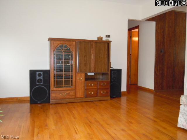 4161 Patton Road Cleveland, OH 44109 - Photo 4 of 13 Gallery Image 4