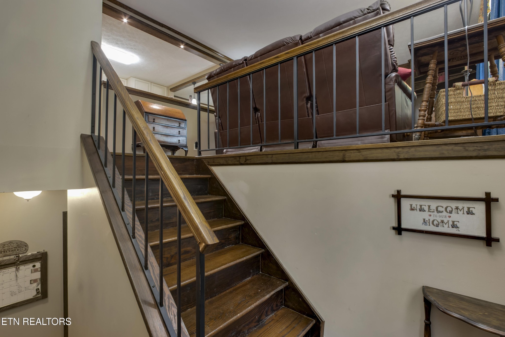 116 Mohawk Road Oak Ridge, TN 37830 - Photo 4 of 60