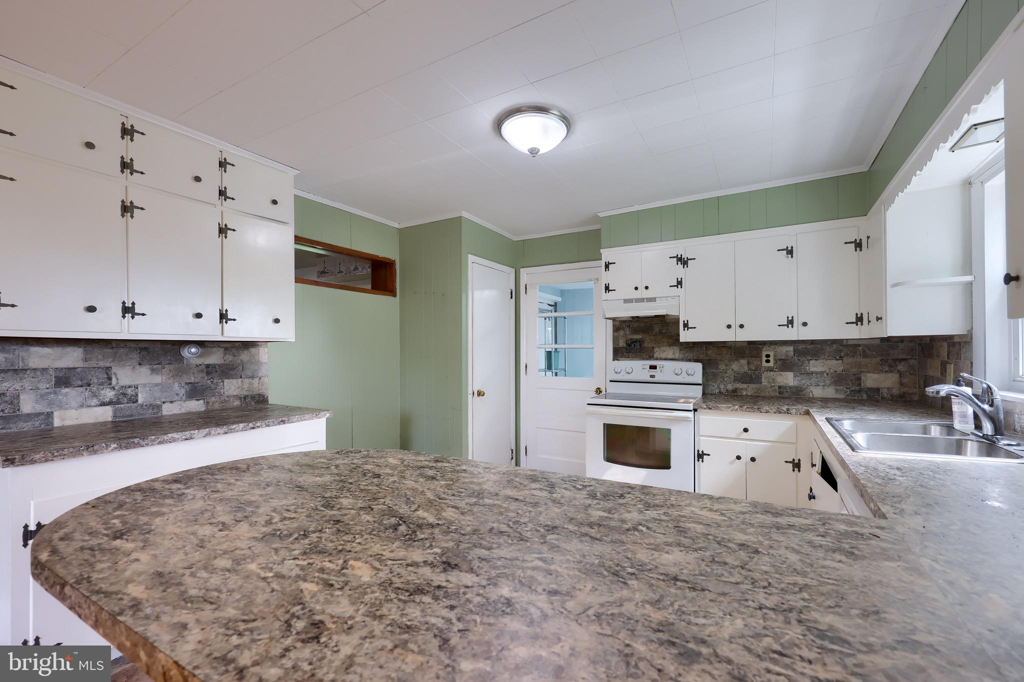 864 Kimmerlings Road Lebanon, PA 17046 - Photo 18 of 40 Gallery Image 18