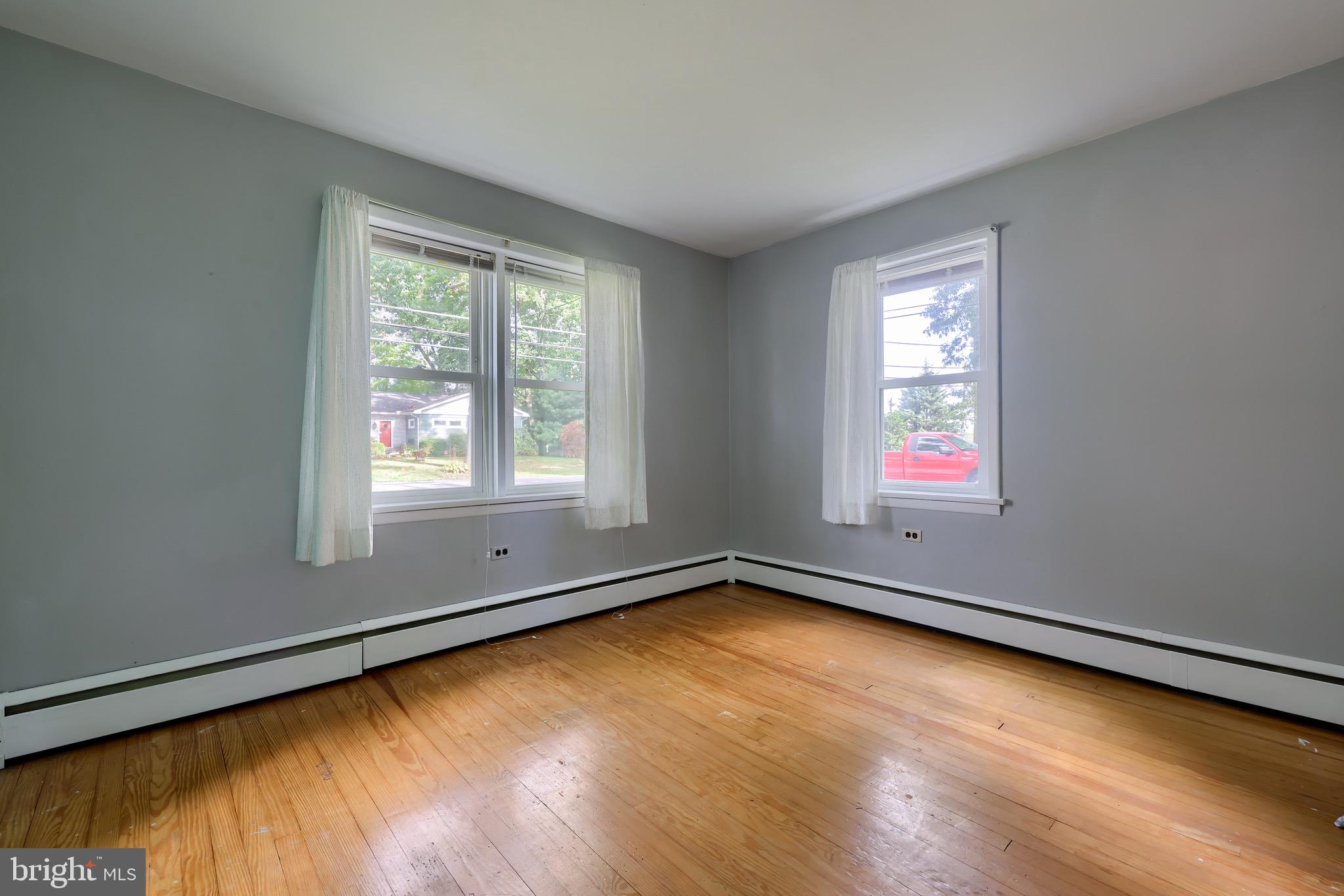 864 Kimmerlings Road Lebanon, PA 17046 - Photo 25 of 40 Bedroom 2