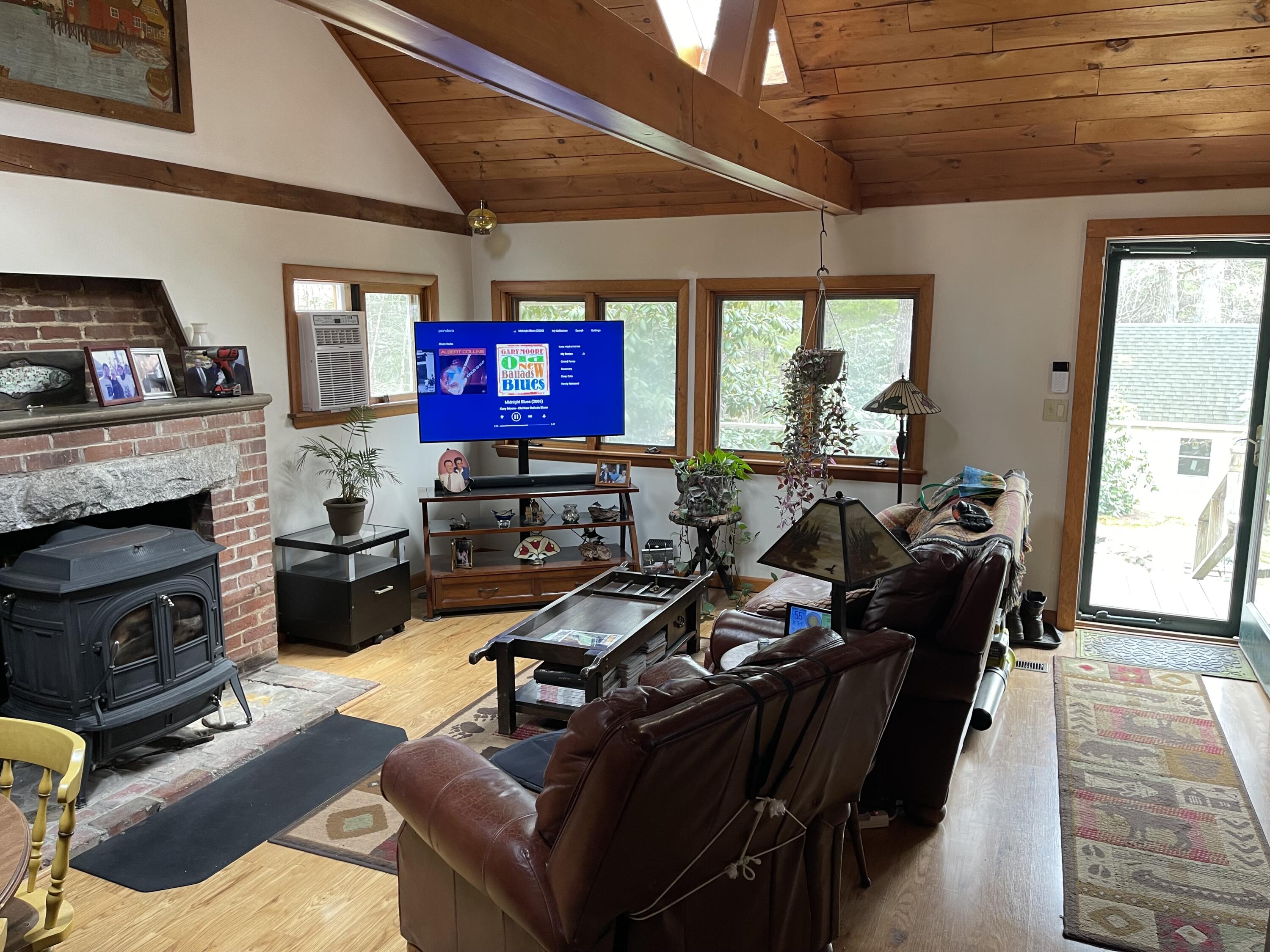 446 Sennett Road Jefferson, ME 04348 - Photo 6 of 32 IMG-5532