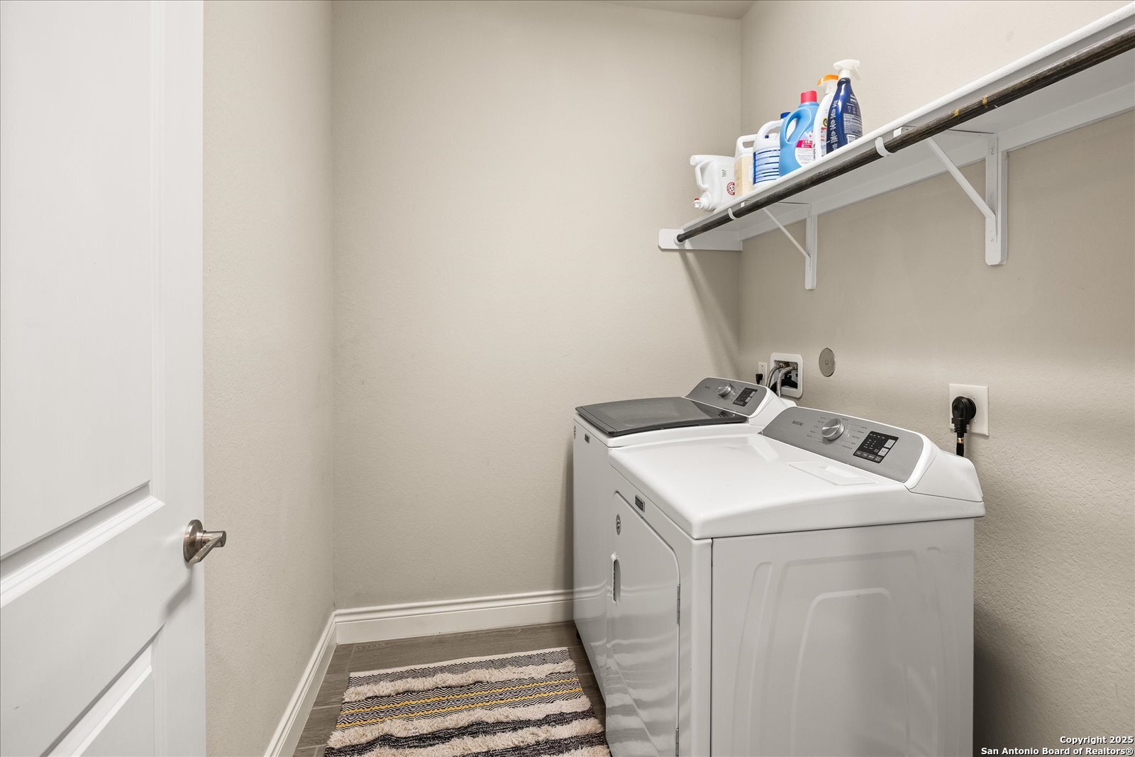 126 Ocotillo Boerne, TX 78006 - Photo 32 of 47 a utility room with dryer and washer