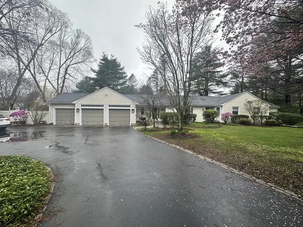 $7,300 | 757 Wellesley Street, Weston, MA 02493