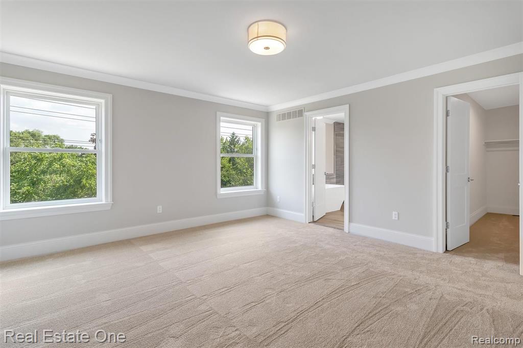 279 West Tienken Road Rochester Hills, MI 48306 - Photo 34 of 43