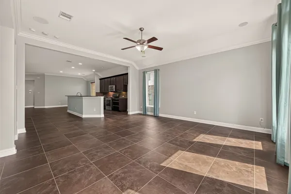 $2,700 | 1410 Silver Rings Court, Pearland, TX 77581