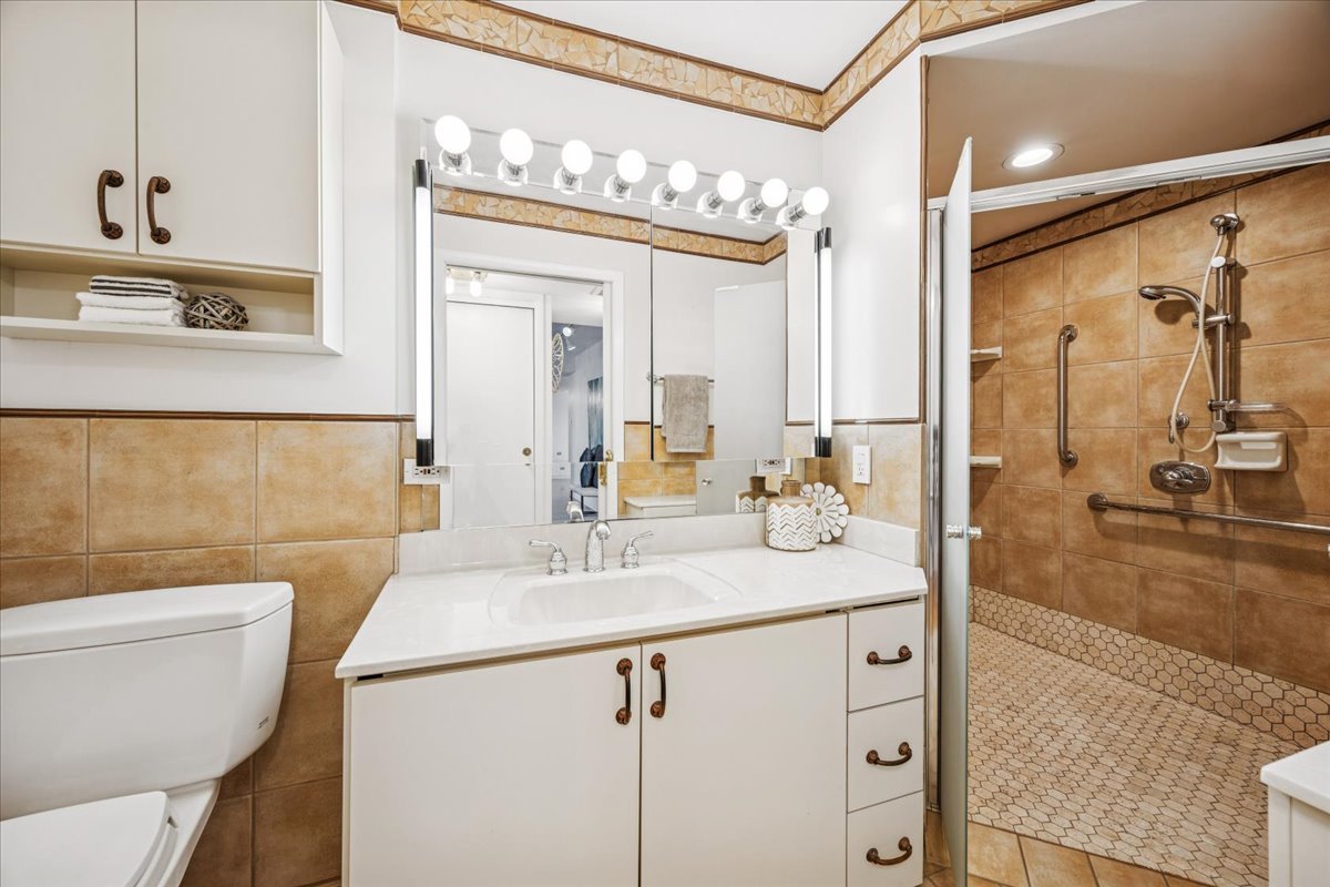 1 East Schiller Street, Unit 22A Chicago, IL 60610 - Photo 20 of 20