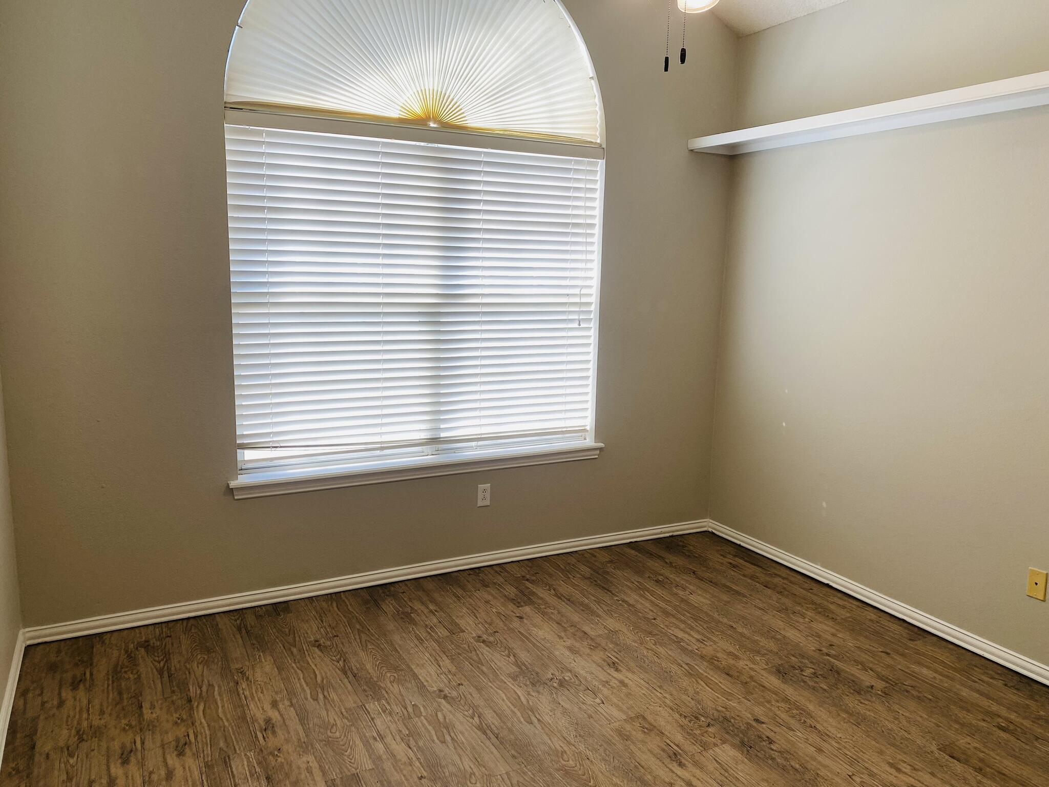 6022 78th Street Lubbock, TX 79424 - Photo 13 of 27 IMG_2895