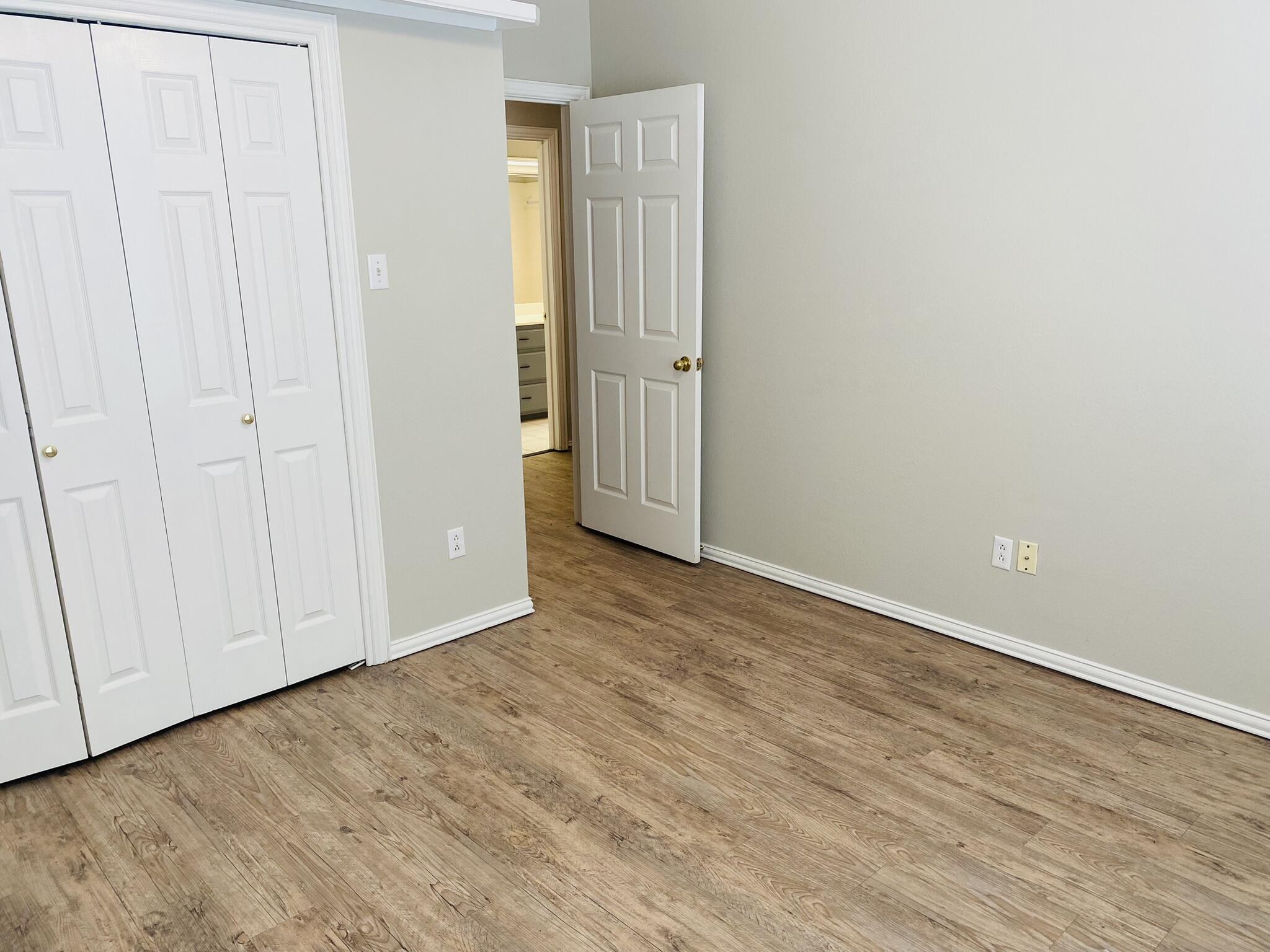 6022 78th Street Lubbock, TX 79424 - Photo 14 of 27 IMG_2896