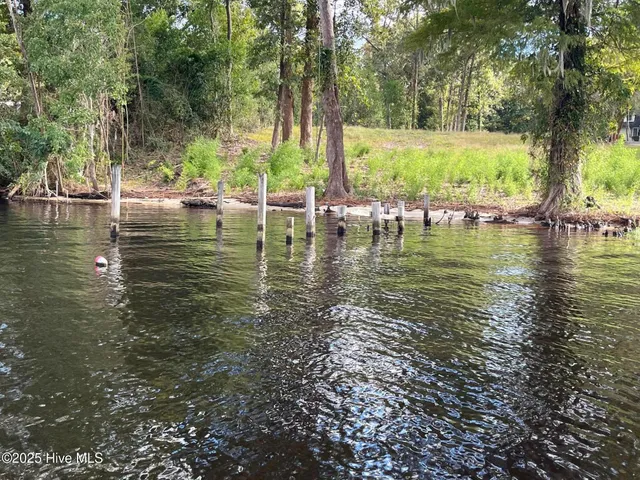 $600,000 | 2321 B Chinquapin Road, New Bern, NC 28562