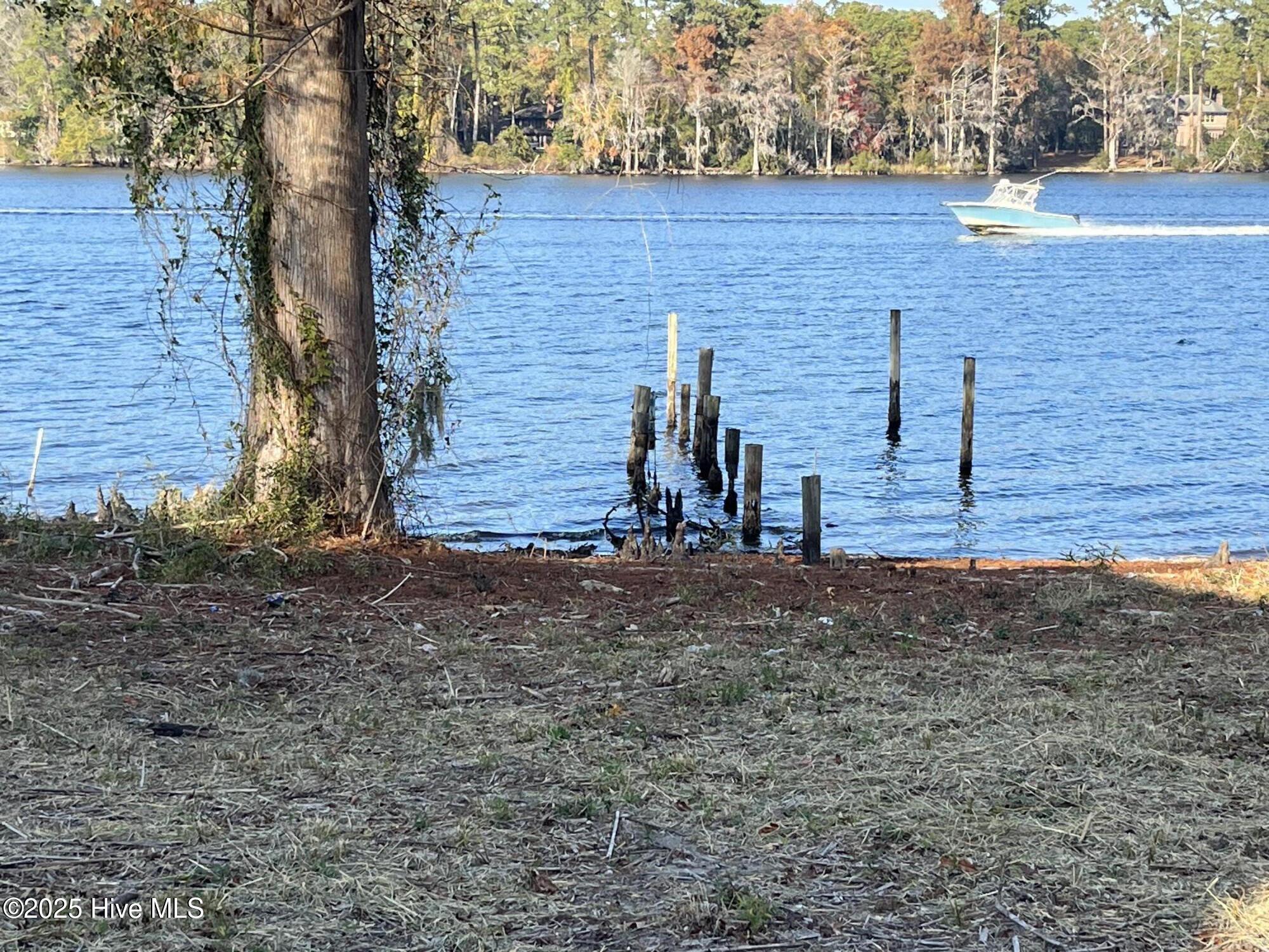 2321 B Chinquapin Road New Bern, NC 28562 - Photo 12 of 22 IMG_3018