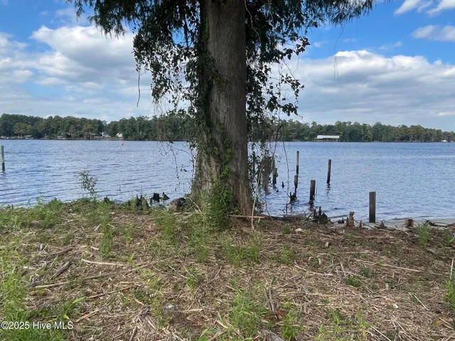 $600,000 | 2321 B Chinquapin Road, New Bern, NC 28562