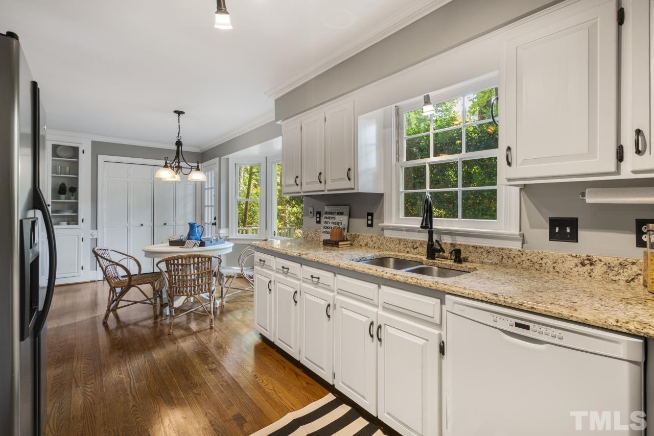 6905 Sandringham Drive Raleigh, NC 27613 - Photo 11 of 29