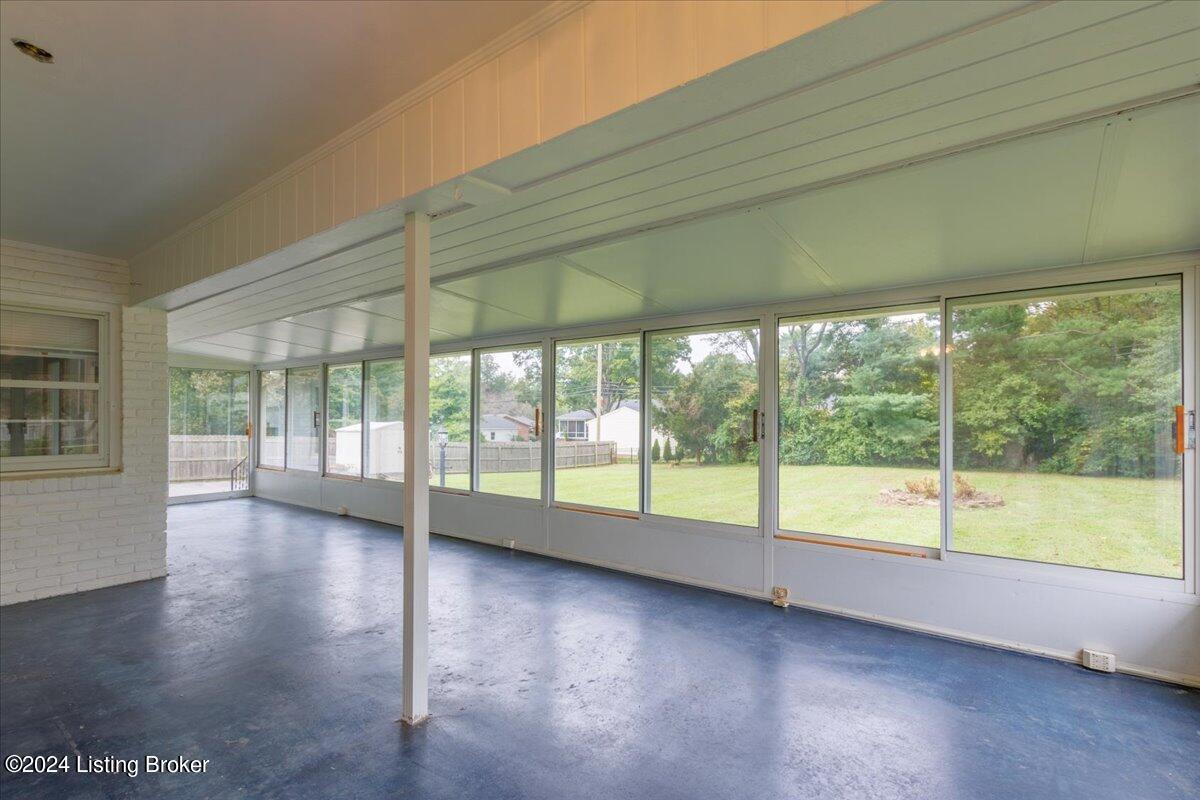 7809 Brownsboro Road Louisville, KY 40241 - Photo 19 of 42 37-696A3906-HDR