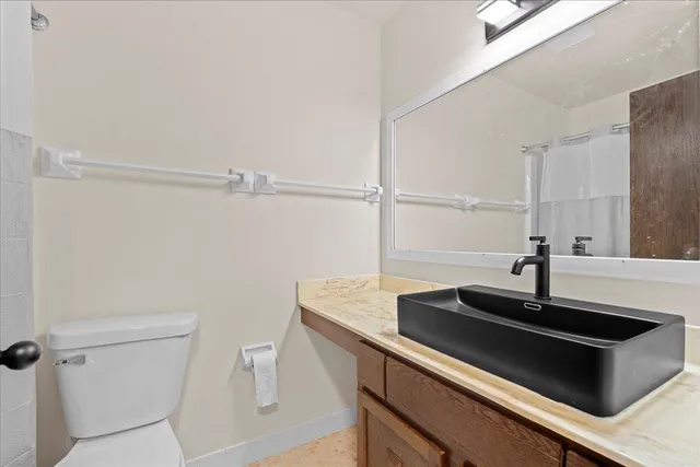 $125,900 | 8678 North Servite Drive, Milwaukee, WI 53223