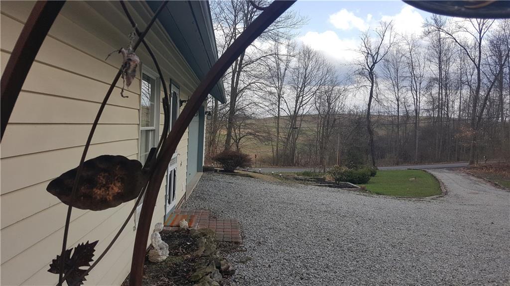 126 Sarver Road Jeannette, PA 15644 - Photo 3 of 24 Gallery Image 3