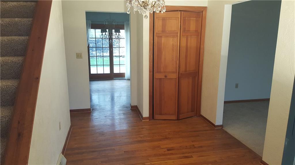 126 Sarver Road Jeannette, PA 15644 - Photo 6 of 24 Gallery Image 6