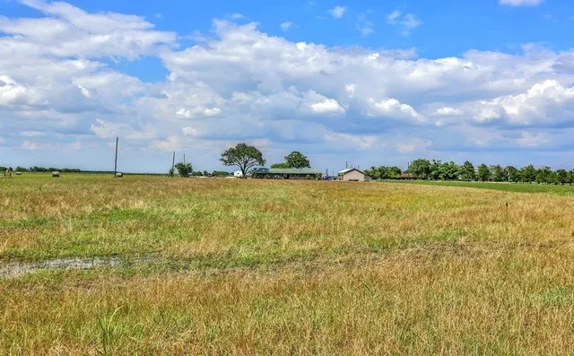 $1,100,000 | 12338 Zamanek Road, Needville, TX 77461
