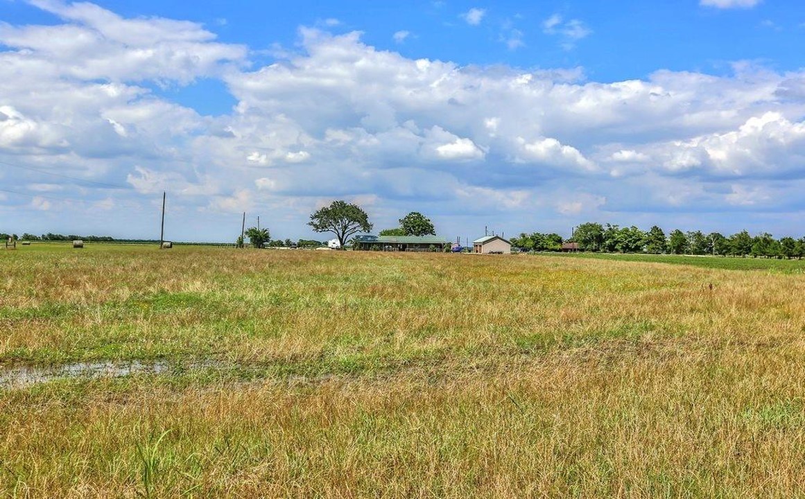 12338 Zamanek Road Needville, TX 77461 - Photo 29 of 32
