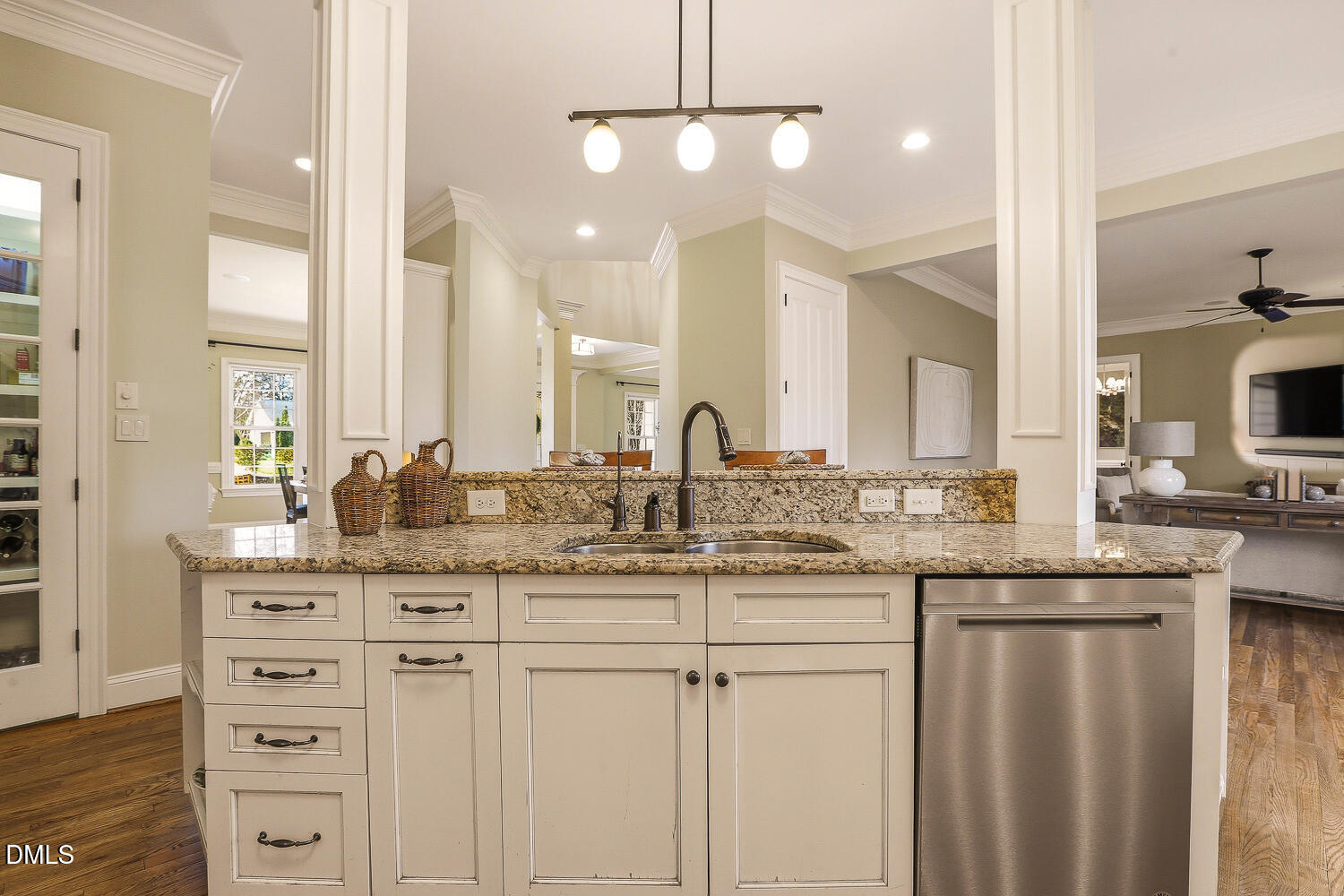 3324 Thomas Road Raleigh, NC 27607 - Photo 12 of 53 3324 Thomas Rd Raleigh NC-large-024-072-