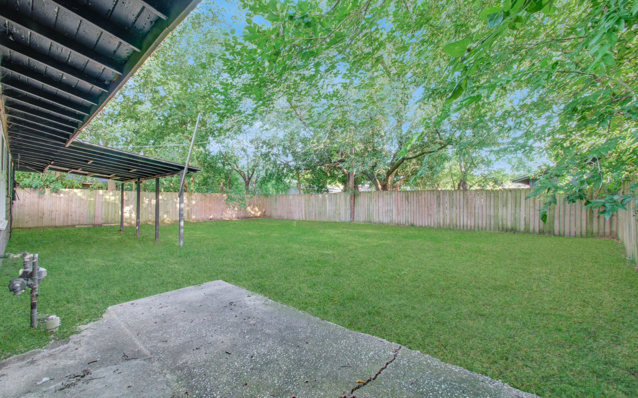 5634 Ridgeway Drive Houston, TX 77033 - Photo 37 of 42 Gallery Image 37