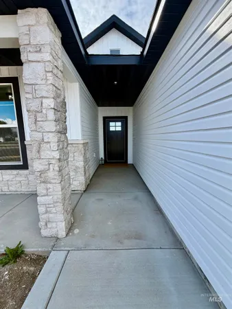 $395,000 | 1419 Topaz, Rupert, ID 83350