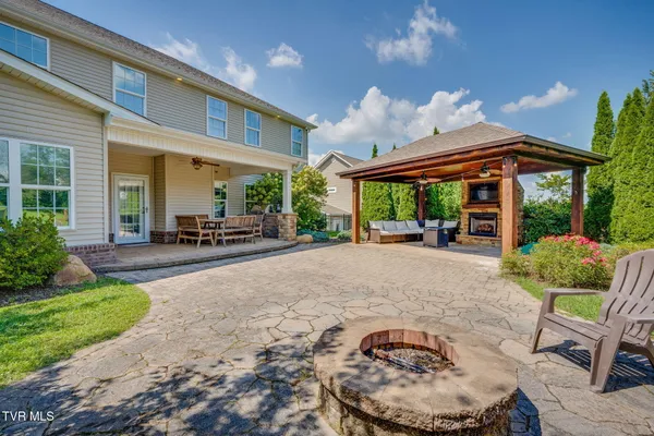 $735,000 | 3017 Calton Hill, Kingsport, TN 37664